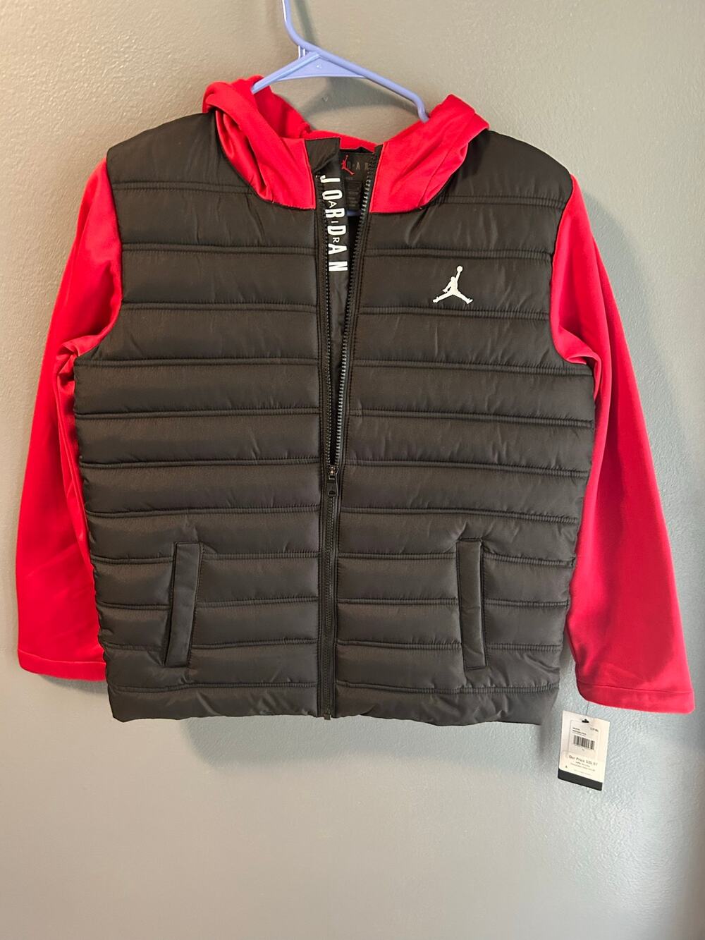 Air Jordan Jumpman Hybrid Puffer Jacket Red/Black Youth Large (NWT)